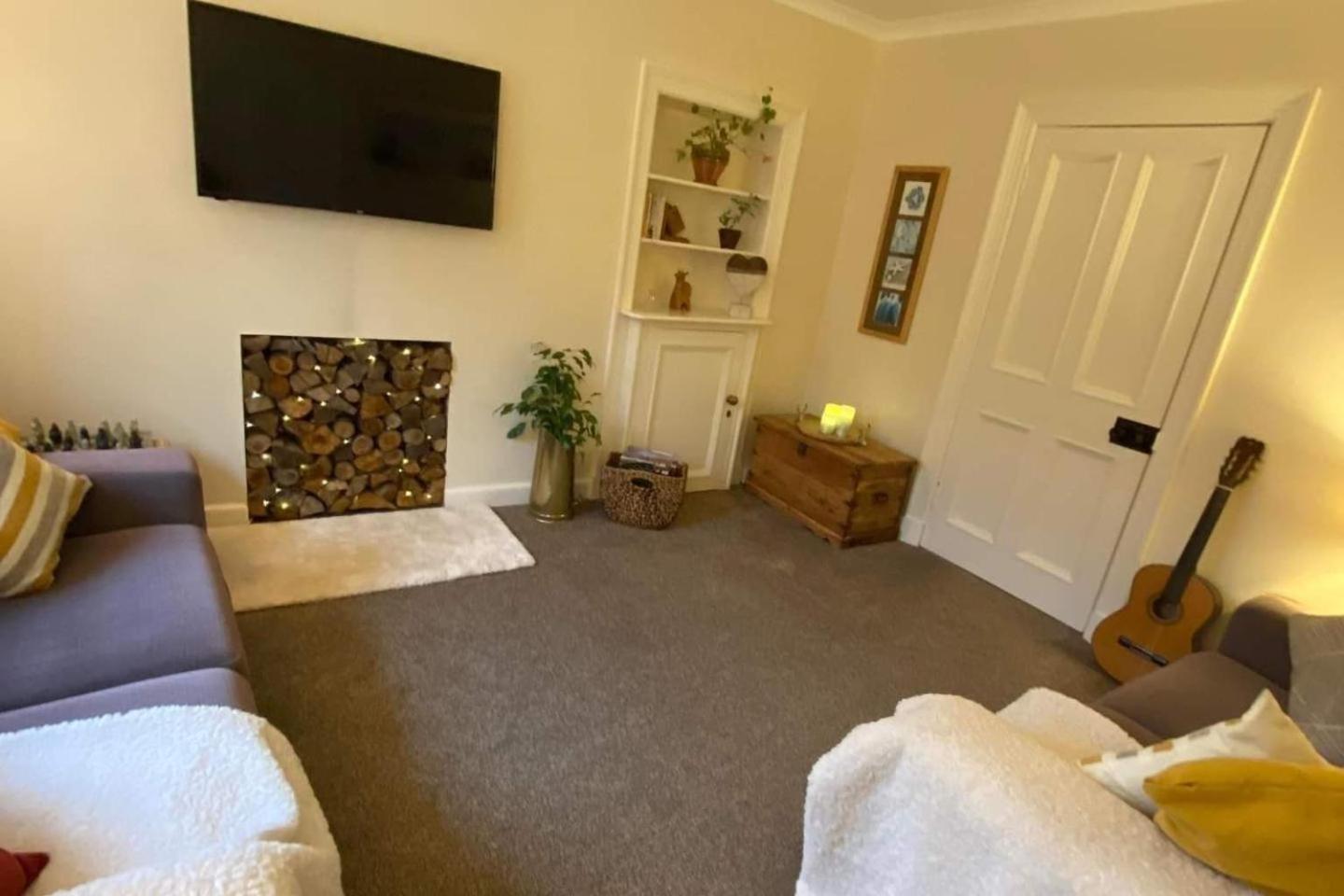 Newburghaprtment Scotland Sleeps 4 Firepit Garden Apartment Cupar Ngoại thất bức ảnh